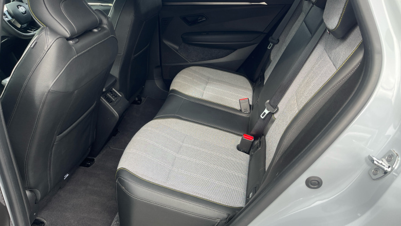 Renault Megane E-Tech EV60 160kW Launch Edition 60kWh OC 5dr Auto Electric Hatchback